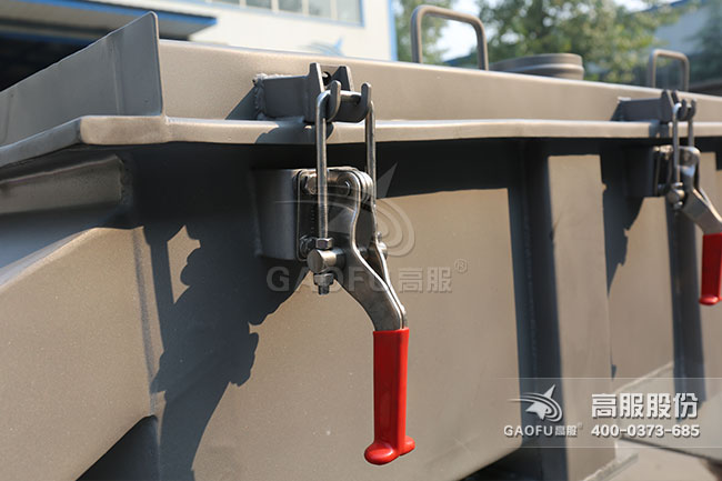 礦用直線(xiàn)篩細(xì)節(jié)